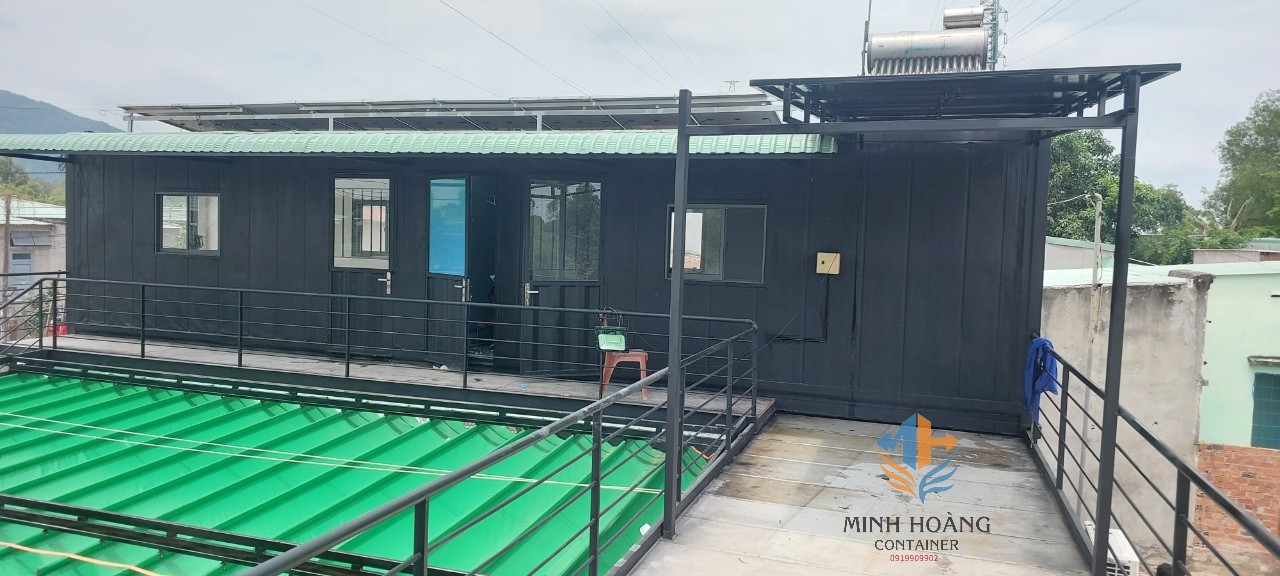 Combo Nhà Container 2x40 feet đen khung kính tại Vũng Tàu